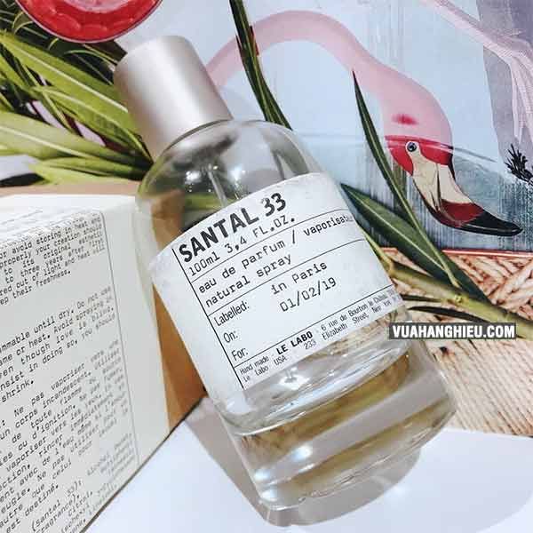 Santal 33 EDP 100ml kh&ocirc;ng c&oacute; m&ugrave;i hương ngọt ng&agrave;o, n&oacute; l&ocirc;i cuốn v&agrave; mạnh mẽ